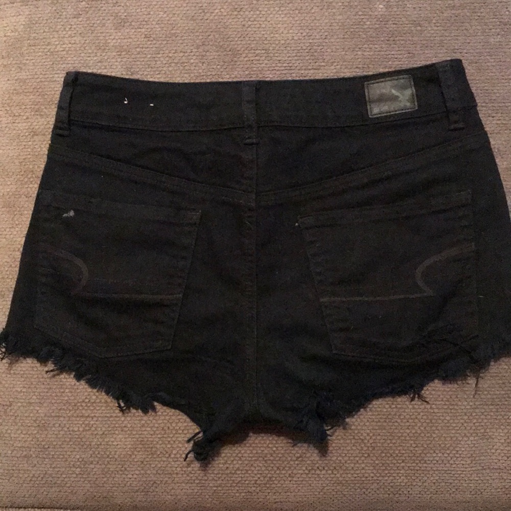 High Rise shorts - Picture 2 of 3